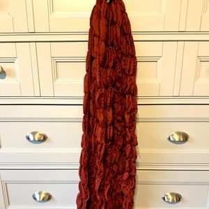 Maroon neck scarf